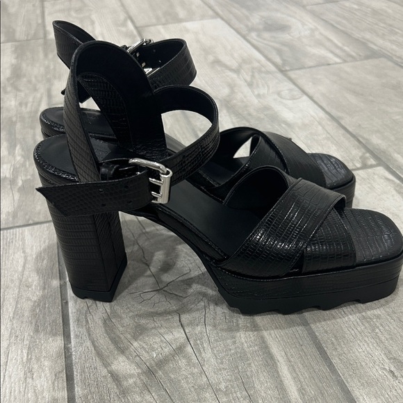 NWOT- The Kooples Black Lizard Effect Embossed Leather Heels - Picture 6 of 7